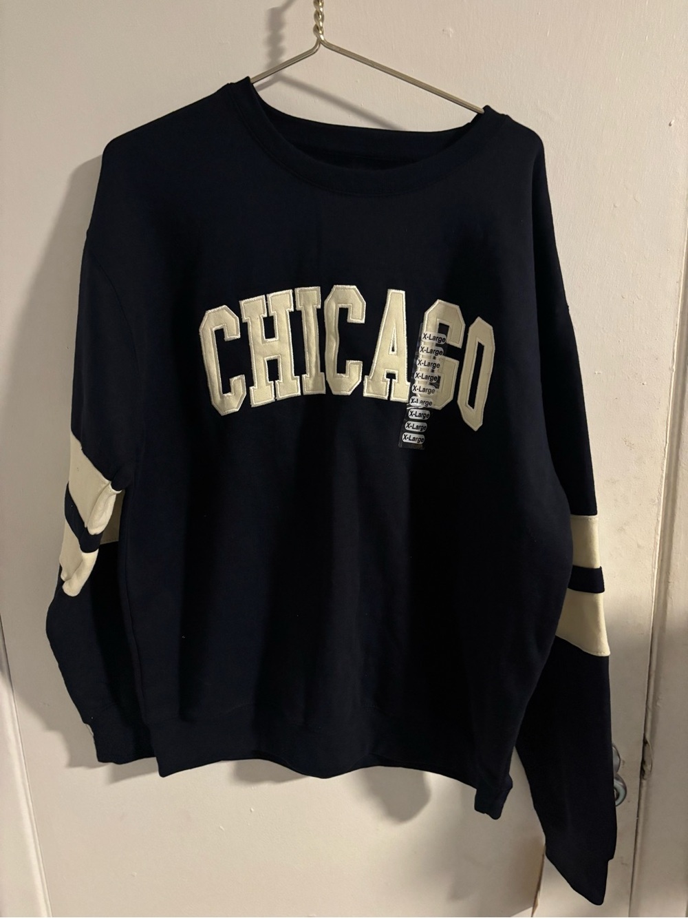 New York Popular Chicago Varsity Crewneck Sweatshirt Navy Cream XL NWT
(1249)